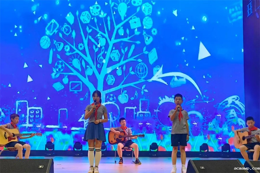 寻音之旅丨中学生搞音乐节，能有什么看头？ 