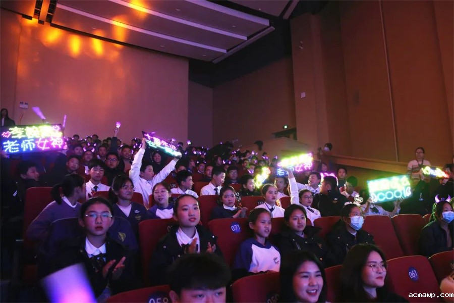 寻音之旅丨中学生搞音乐节，能有什么看头？ 