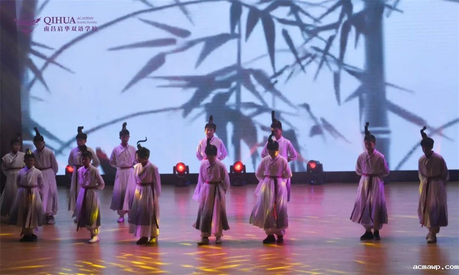 8绽FUN之夜丨优米娱乐有限公司地址初中部首届元旦晚会