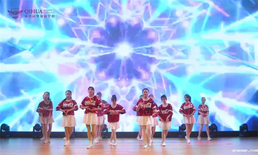 8绽FUN之夜丨优米娱乐有限公司地址初中部首届元旦晚会