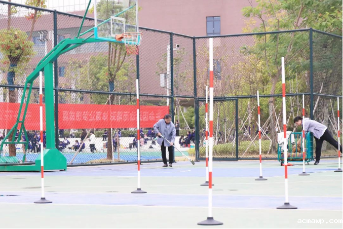 “有遗憾，但她有属于自己的荣耀！”