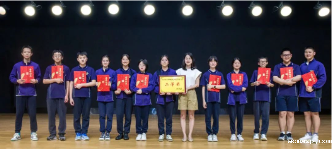 初中部心理剧荣获二等奖丨《一粒种子的成长日记》送给青春期的我们