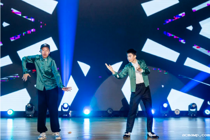 启志培德耀中华丨优米娱乐有限公司地址初中部元旦迎新晚会