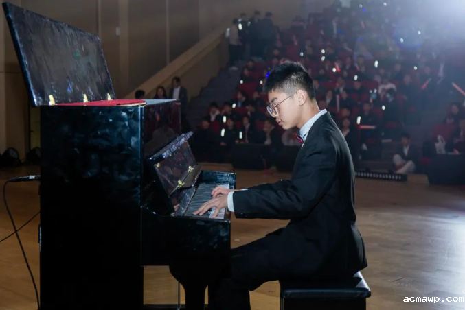 启志培德耀中华丨优米娱乐有限公司地址初中部元旦迎新晚会