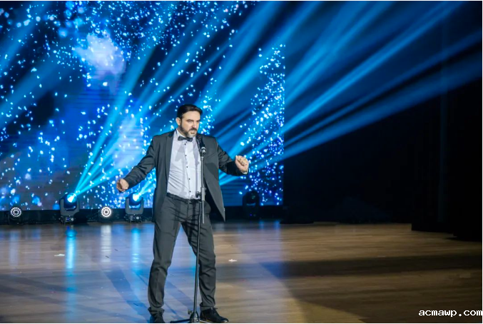 启志培德耀中华丨优米娱乐有限公司地址初中部元旦迎新晚会