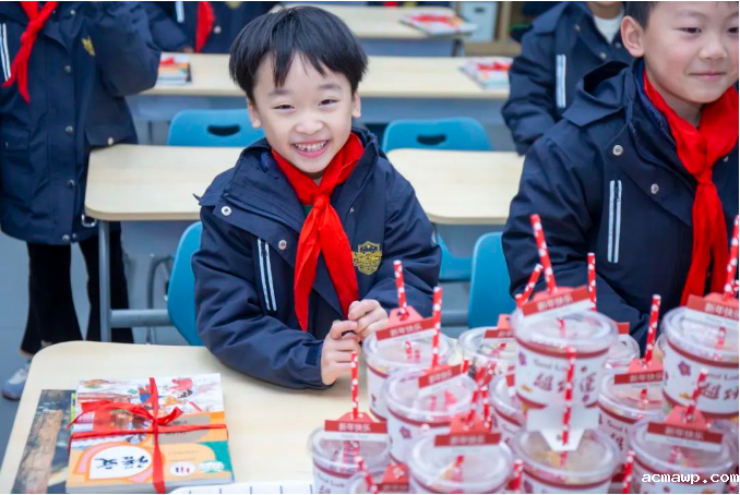 开学第一天，除了acmawp的温度，我们还有......