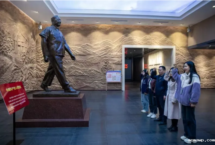 重走小平小道，不忘初心使命