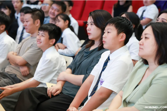 这一刻，是谁红了眼眶......