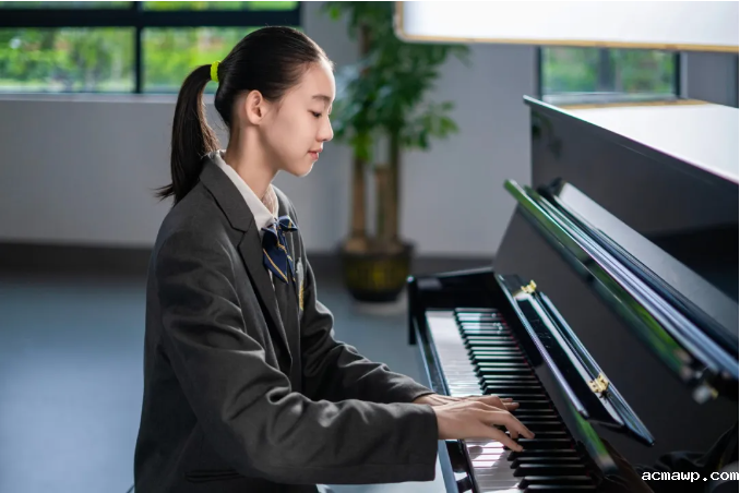 祝 贺 ！胡 锦 宜 同 学