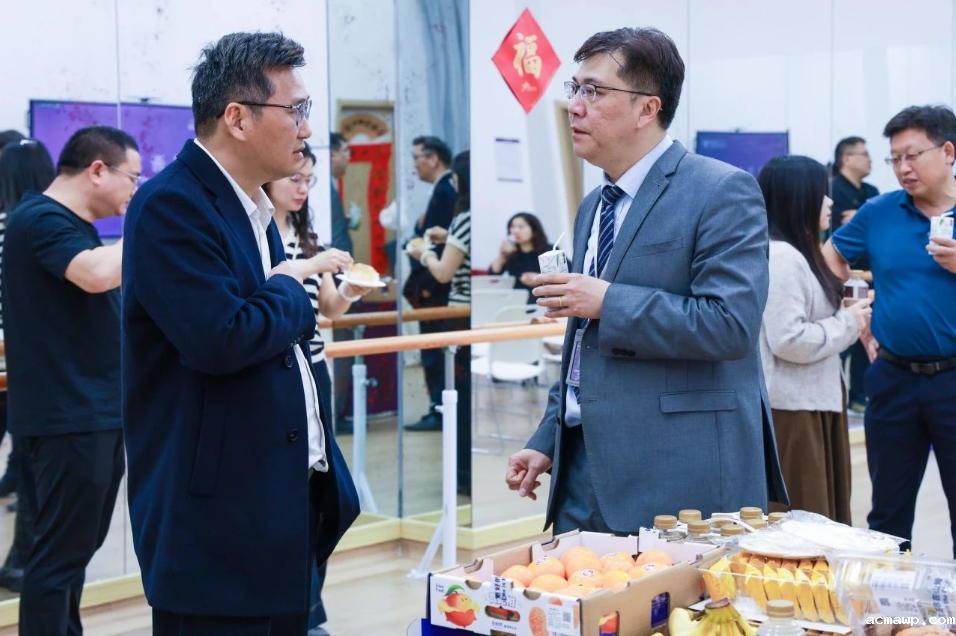 用一场沙龙，走进16岁孩子们的世界......